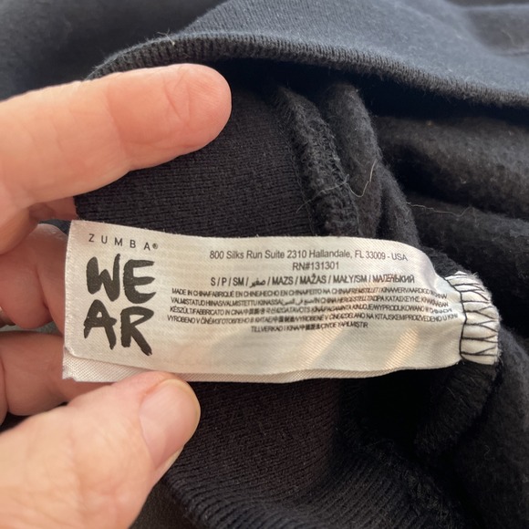 Zumba Adult Small Black Gym‎ Fitness Activewear Pullover Sweatshirt - Picture 10 of 12